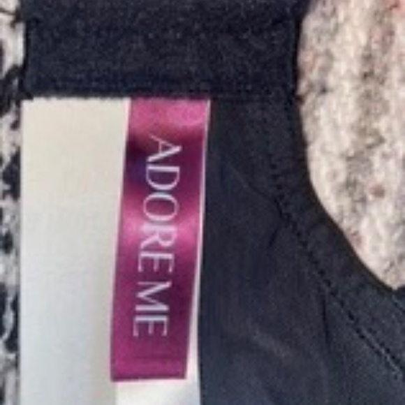 42G Adore Me Sports Bra - Picture 4 of 4